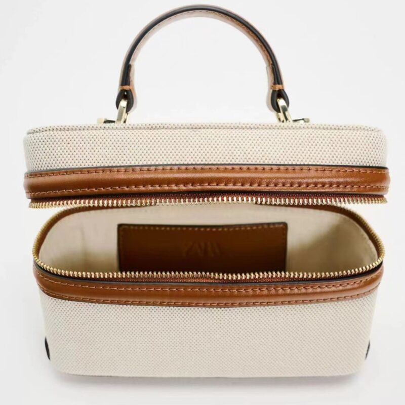 Women's Fashion Square Crossbody Bag – Compact, Stylish & Versatile - Image 5