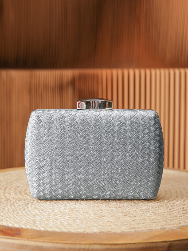 Trendy Woven Glitter Clutch Bag for Evening and Weddings - Image 2