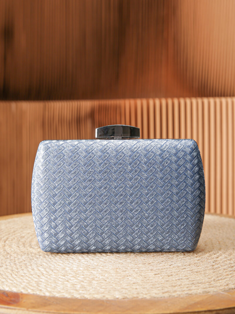 Trendy Woven Glitter Clutch Bag for Evening and Weddings - Image 3