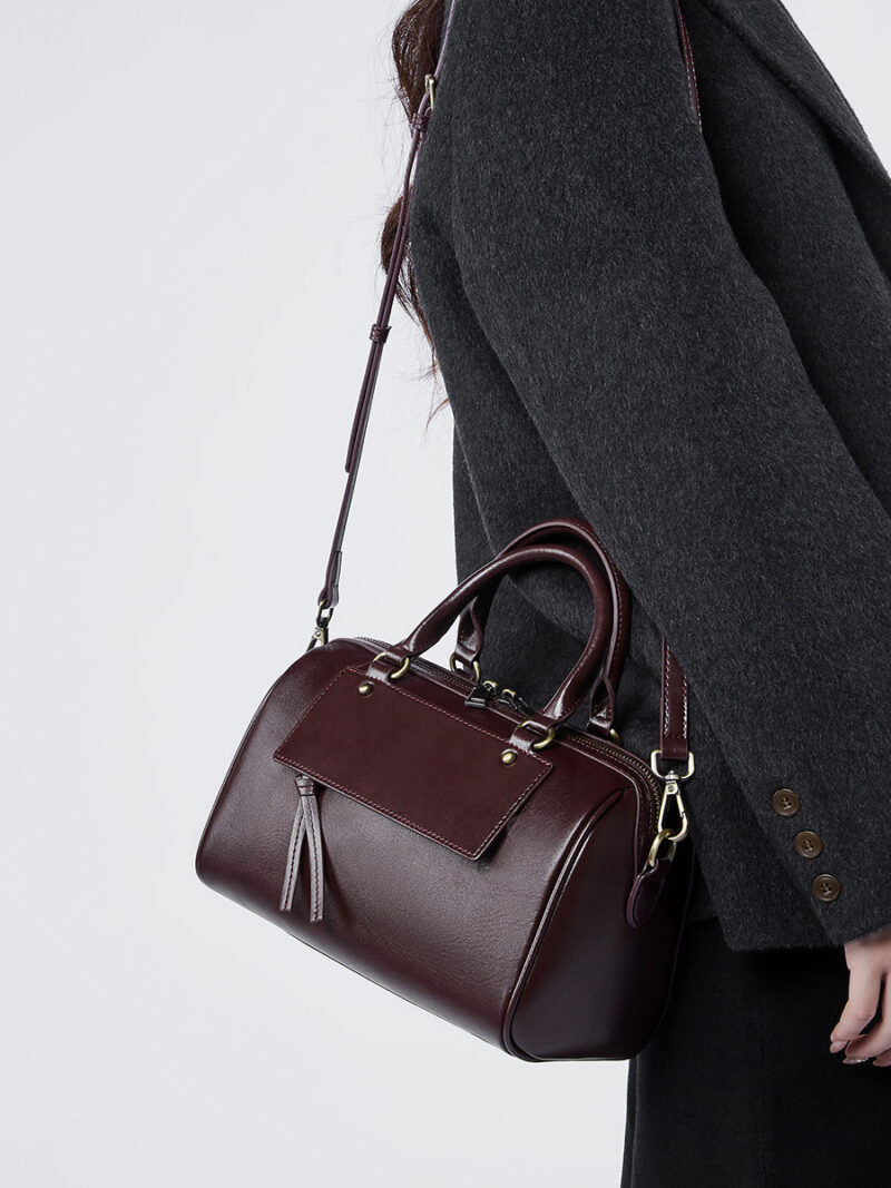 Genuine Leather Pillow Crossbody Bag for Women - Image 4