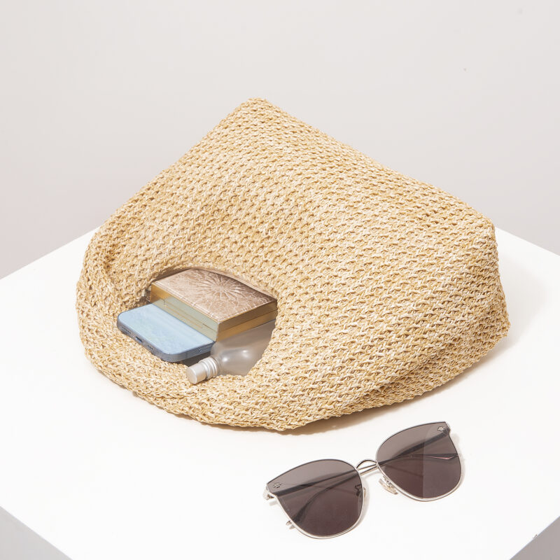 Fashionable Pleated Straw Beach Bag for Women - Image 3
