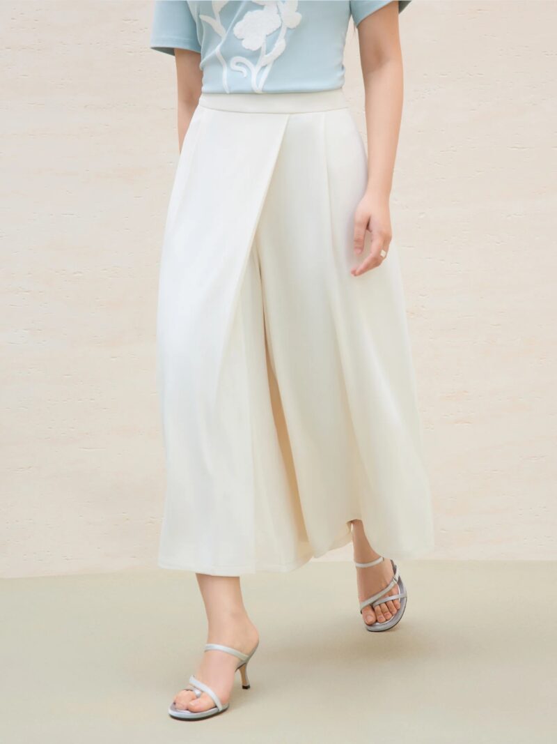Plus Size High-Waisted Wide-Leg Culottes for Women - Image 4