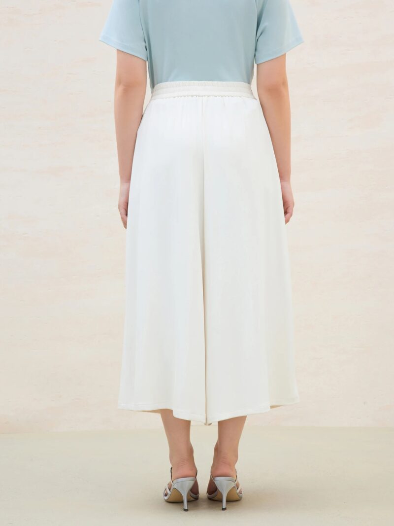 Plus Size High-Waisted Wide-Leg Culottes for Women - Image 3