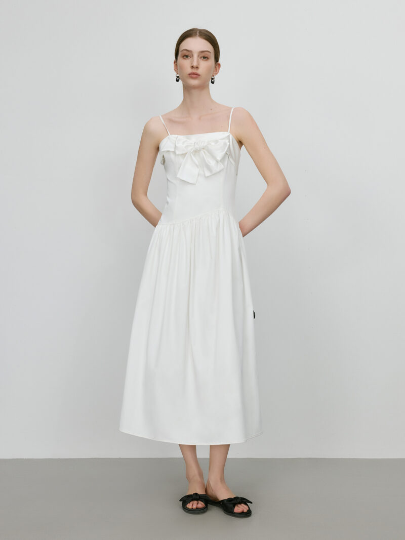 Elegant Minimalist A-Line Strappy Dress – Old Money Style, Mid-Calf Length - Image 4
