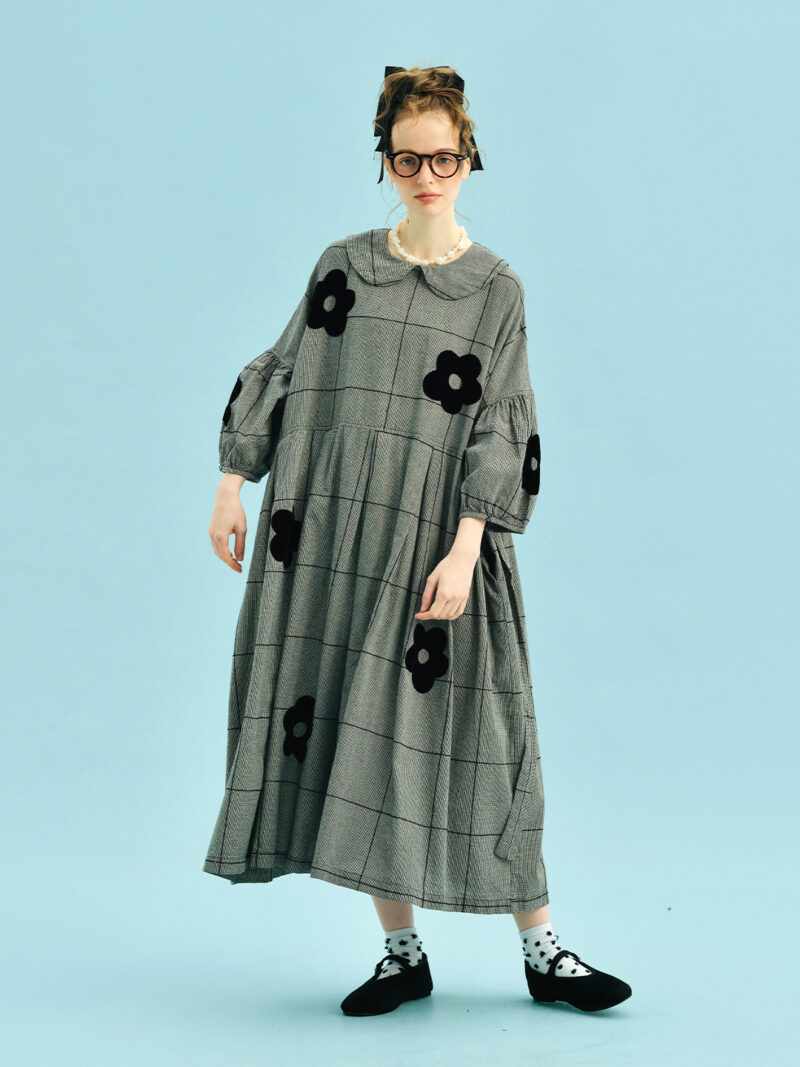 Plaid Cotton Linen A-Line Dress with Puff Sleeves & Appliques - Image 2