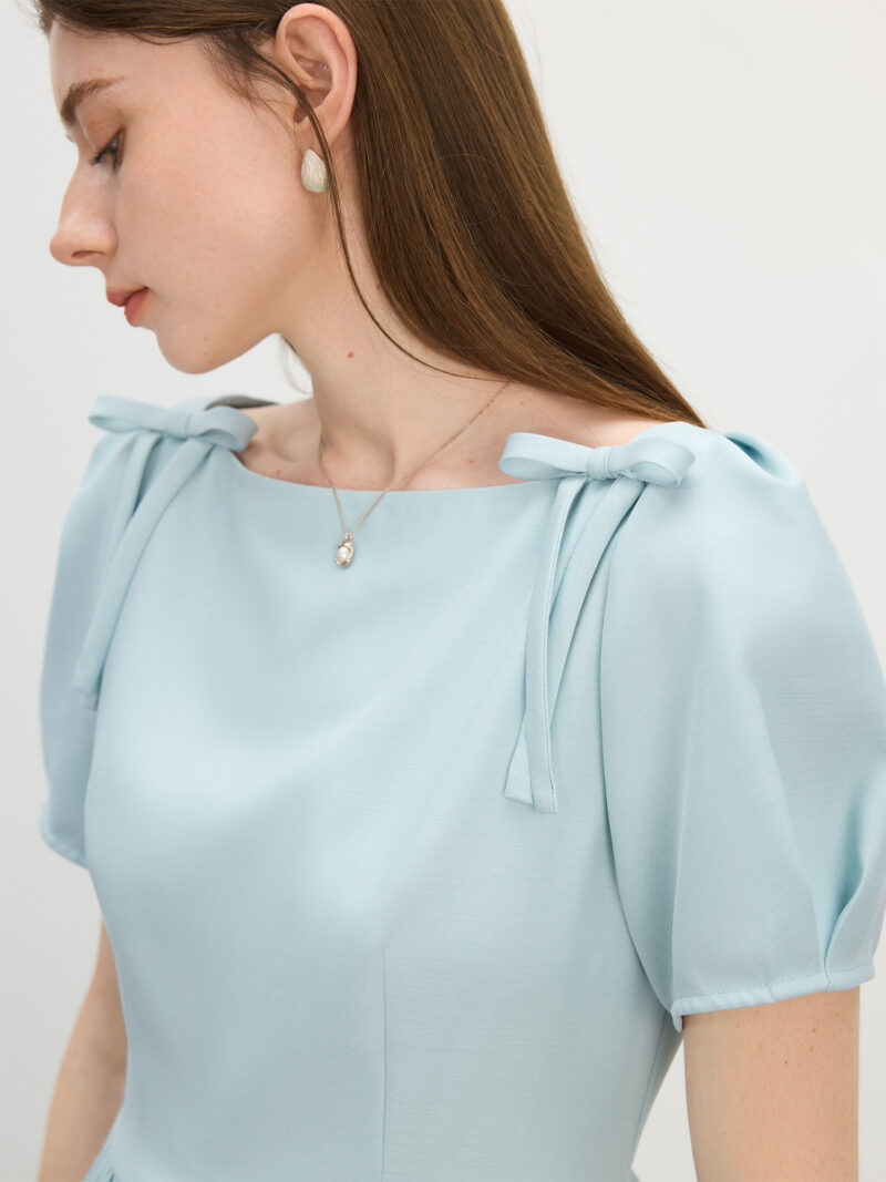 Elegant Summer Square Neck Bow Dress - Image 3
