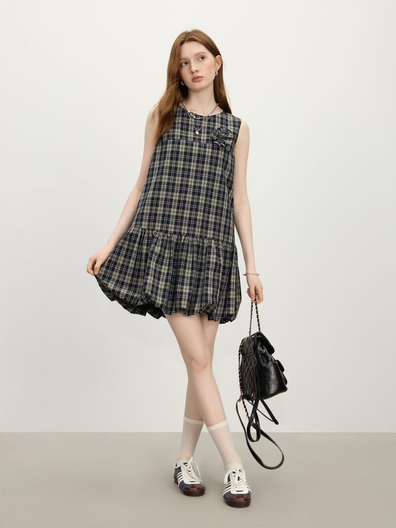Summer Plaid Sleeveless A-Line Mini Dress with 3D Flower Detail - Image 4