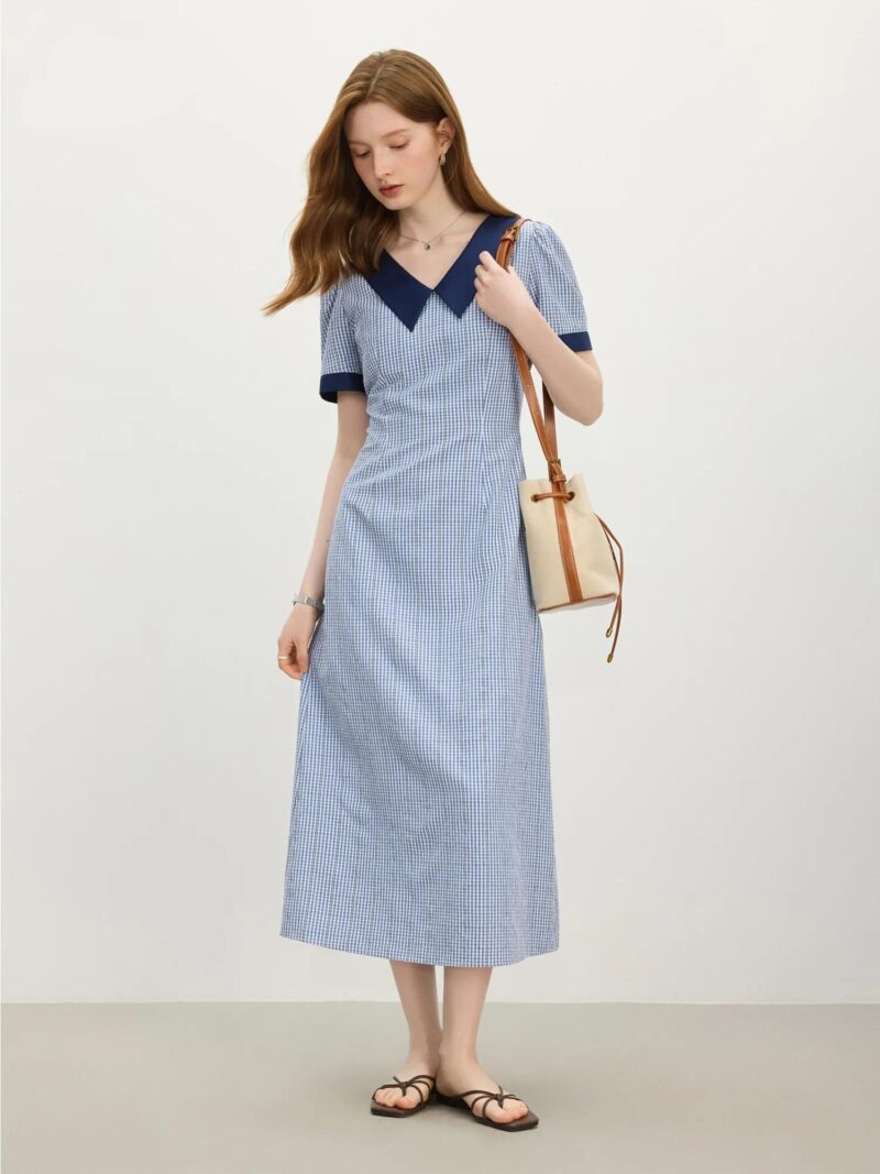 Chic Checkered Summer A-Line Dress with Tailored Waist & V-Neck - Image 3