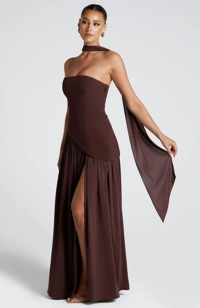 Elegant Black Maxi Dress with Scarf - Image 5