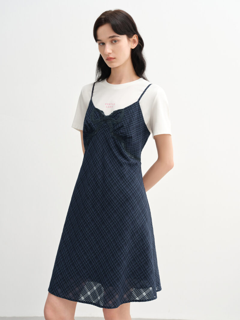 Chic Two-Piece Plaid Shirt Dress Set with Bow & Strappy Detail - Image 2