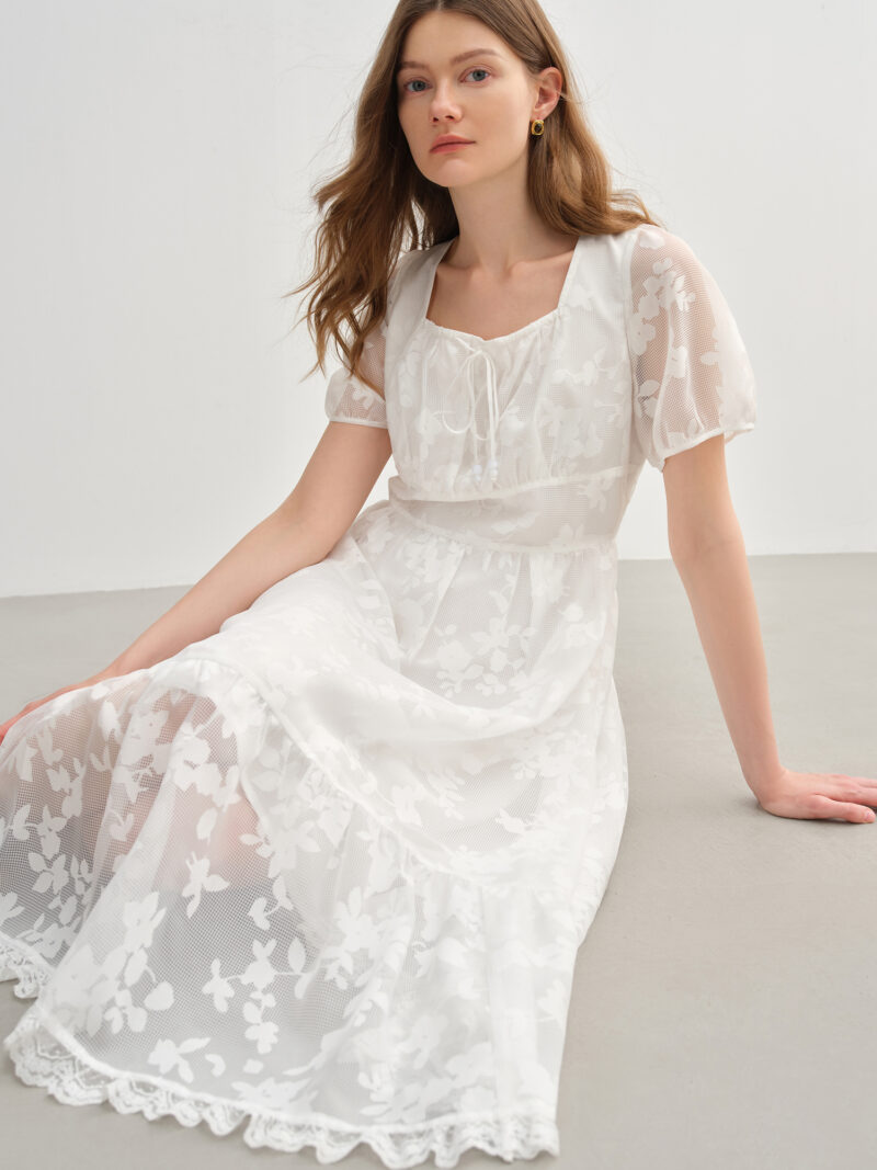 Elegant Plus Size French-Inspired White Summer Dress with Puff Sleeves - Image 5