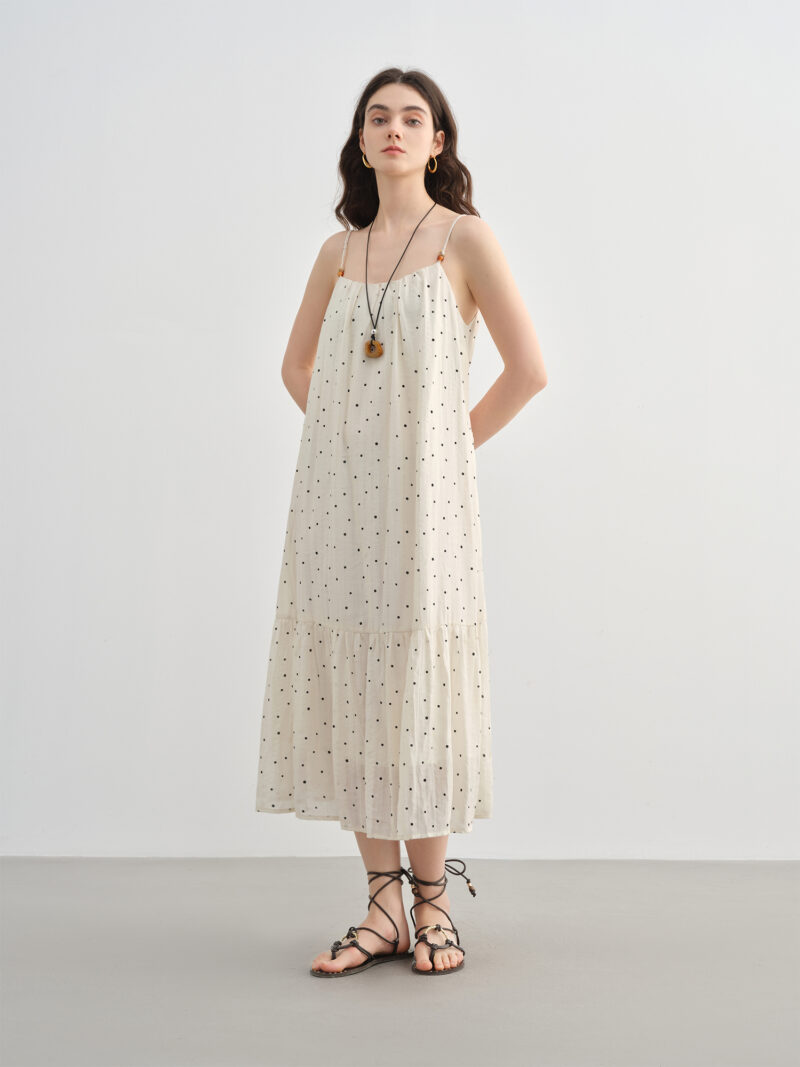 Plus-Size Boho Summer Resort Dress with Embroidered Layers - Image 4