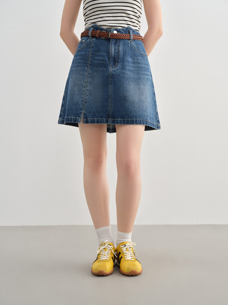Plus-Size Women's Casual A-Line Denim Mini Skirt – Summer 2025 Fashion - Image 3