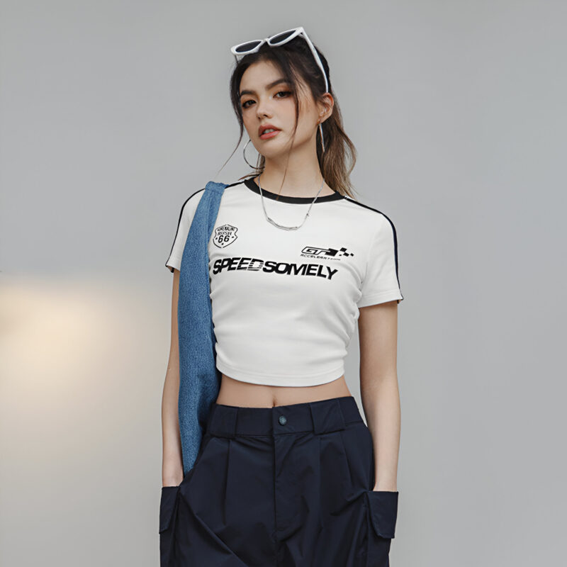 Women's Letter Print Slim Crop T-Shirt - Image 7