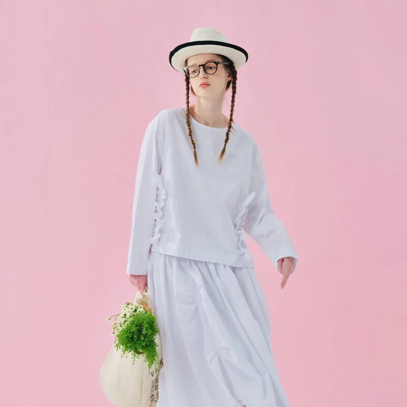 Spring Lace Cotton Round Neck Shirt for Women