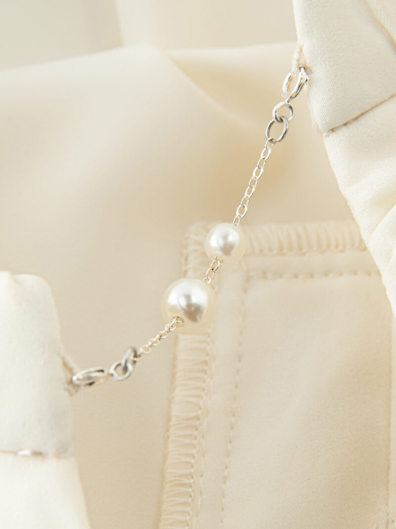 Chic Summer V-Neck Blouse with Billowy Sleeves – Casual & Office Look - Image 6