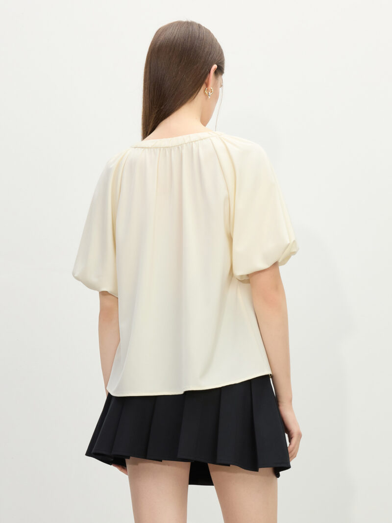 Chic Summer V-Neck Blouse with Billowy Sleeves – Casual & Office Look - Image 5