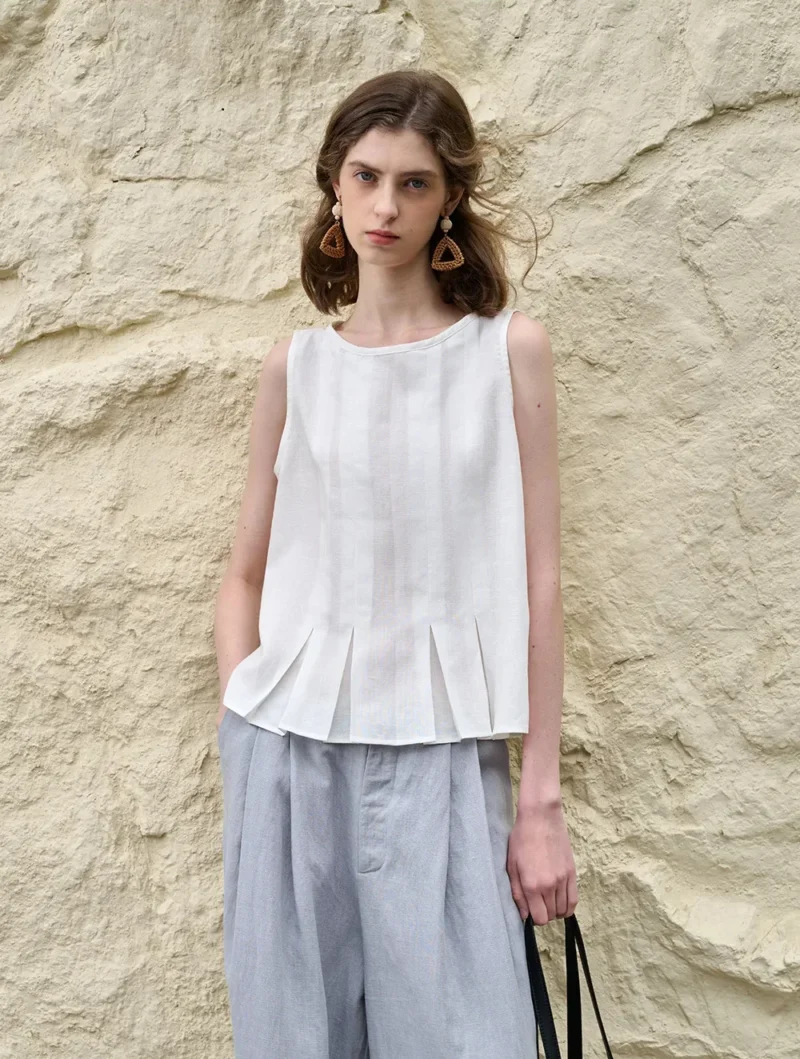 Women's Summer Pleated Linen Tank Top - Image 2