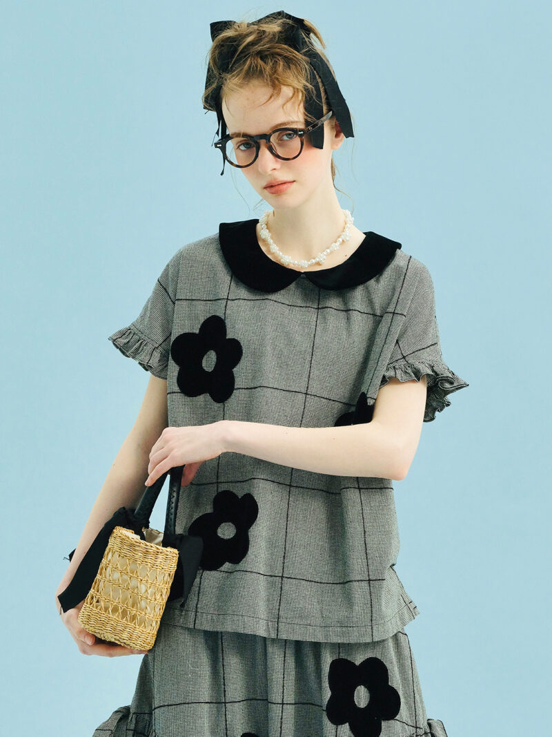 Summer Loose Cotton Linen Top with Plush Appliques and Peter Pan Collar - Image 2