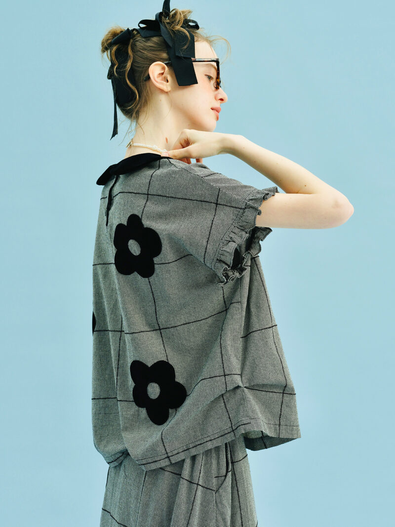 Summer Loose Cotton Linen Top with Plush Appliques and Peter Pan Collar - Image 5