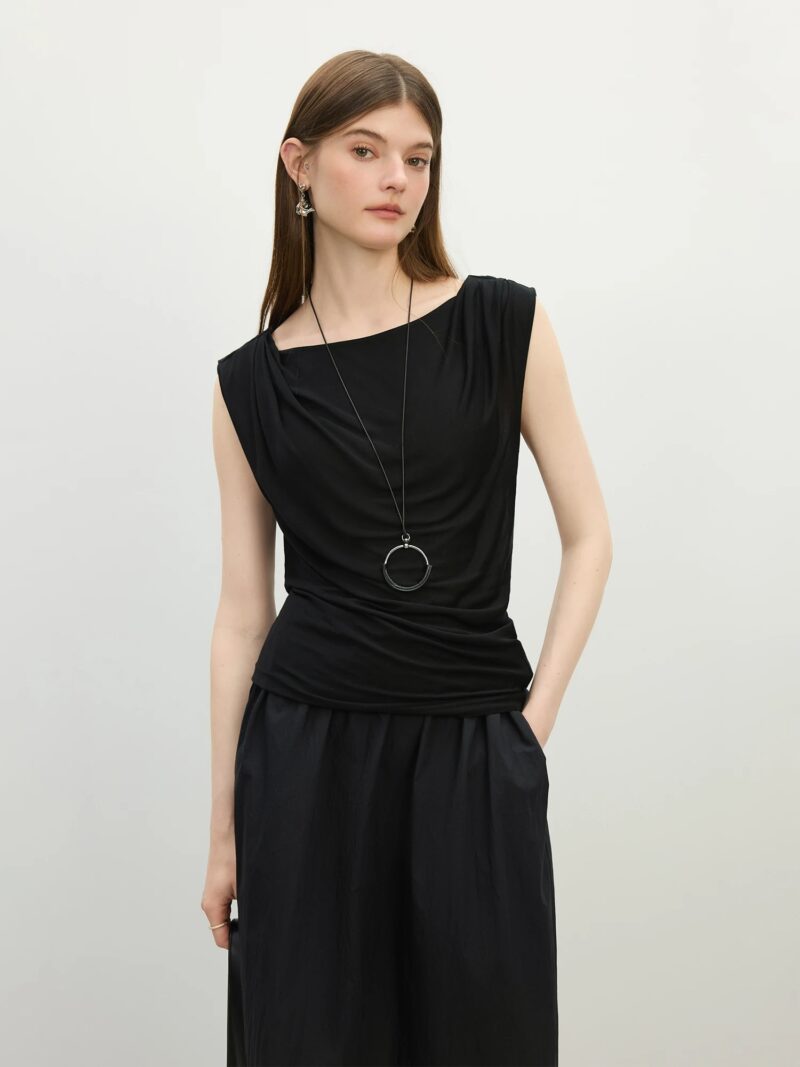 Minimalist Lyocell Sleeveless Swing Collar Top - Image 5