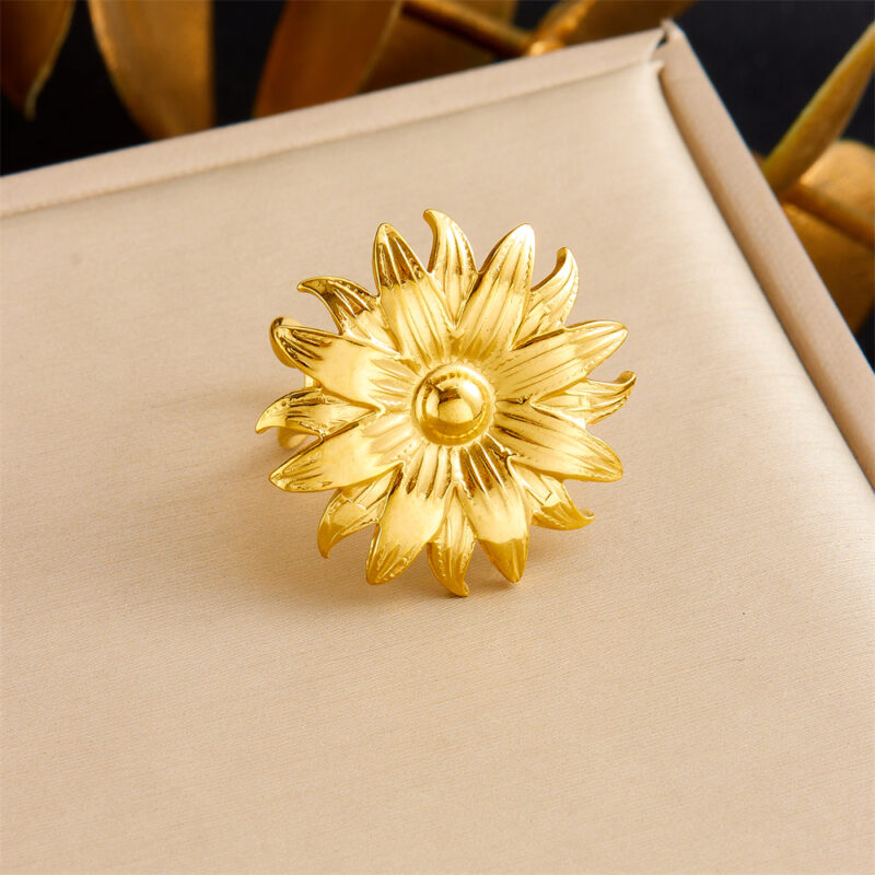 18K Gold Plated Stainless Steel Flower Adjustable Ring - Image 2