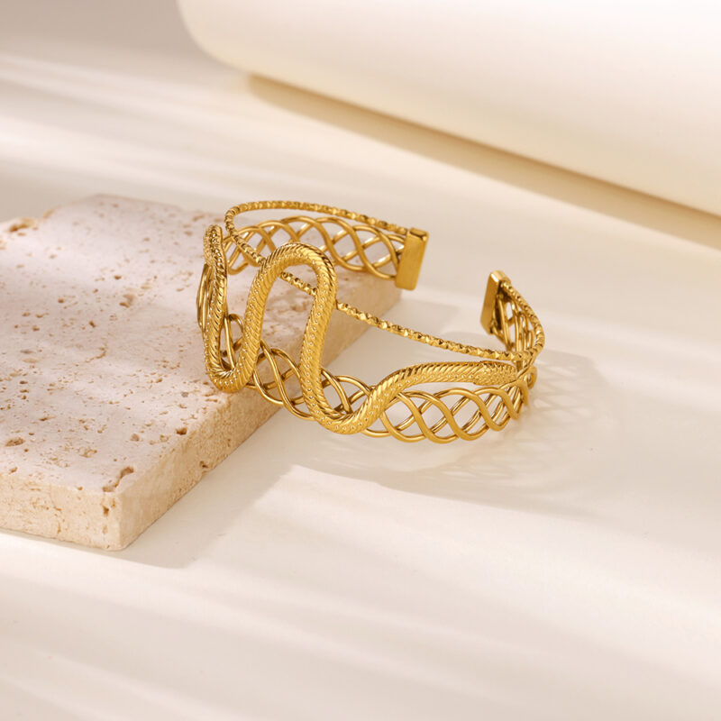 Gold Stainless Steel Snake Cuff Bangle – Vintage Geometric Animal Jewelry - Image 3