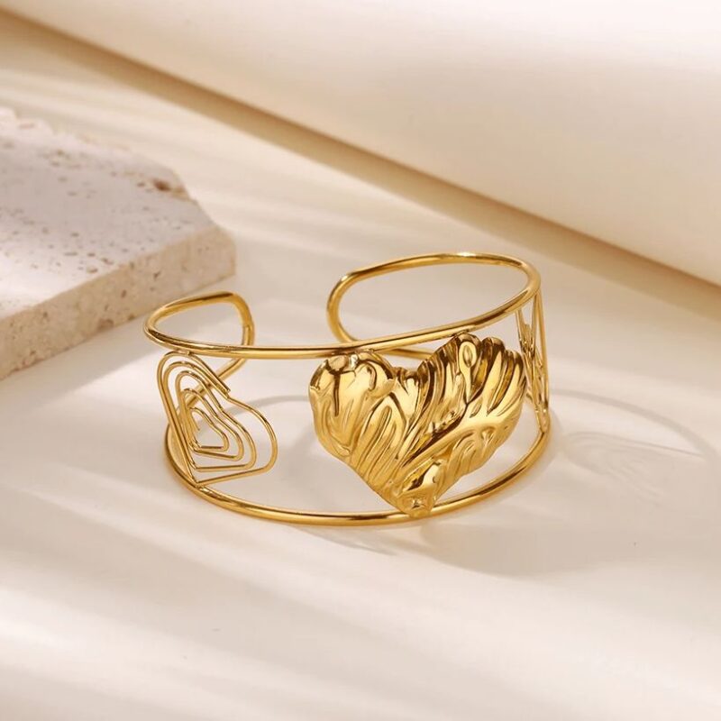 Gold Geometric Heart Cuff Bangle – Waterproof Stainless Steel