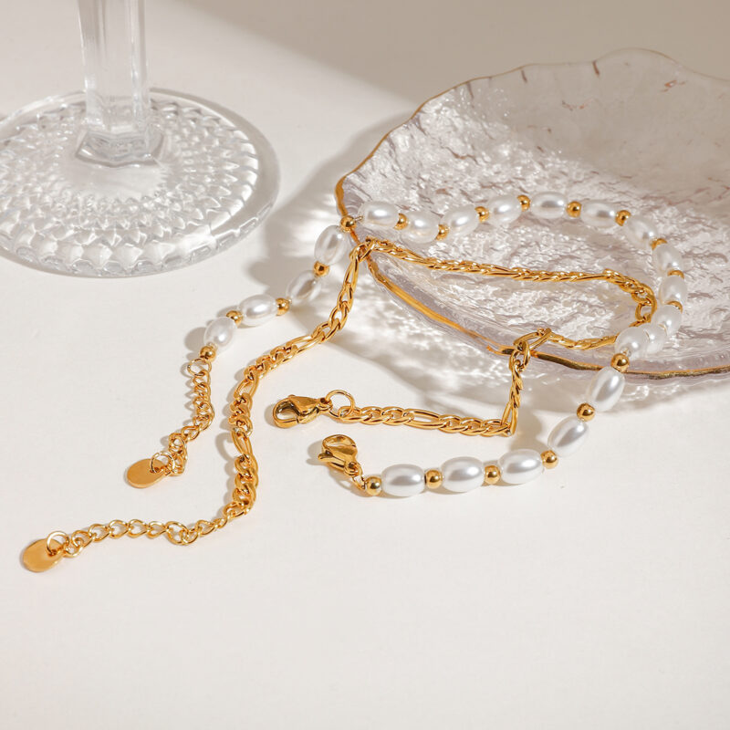 Elegant Double Layer Pearl & Figaro Chain Anklet Set – 18K Gold Plated - Image 6
