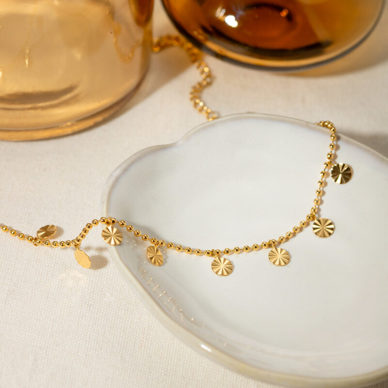 18K Gold Plated Petal Pendant Beaded Anklet – Waterproof & Anti-Allergic - Image 4