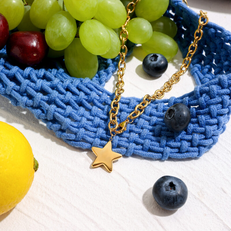 Minimalist Five-Pointed Star Pendant Necklace - 18K Gold-Plated Stainless Steel for Women - Image 7