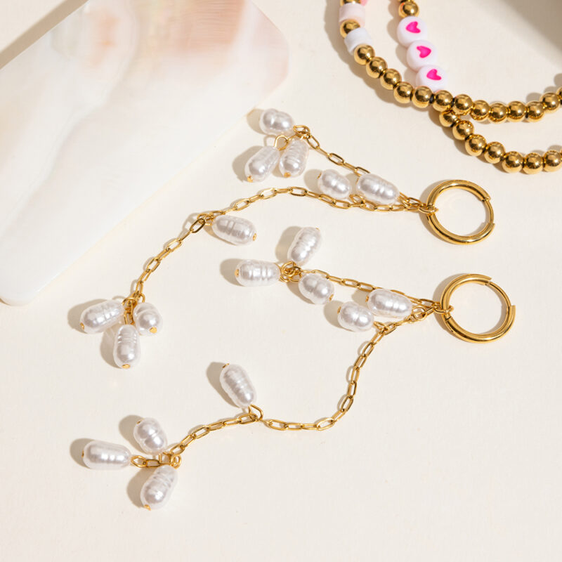Elegant Pearl Tassel Earrings - Image 3
