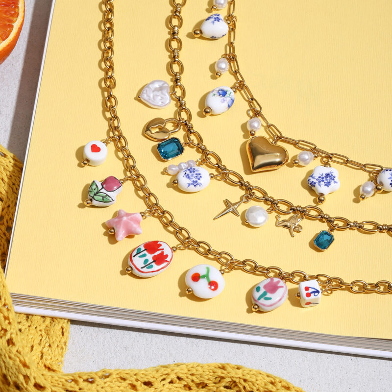 18K Gold-Plated Heart & Flower Pendant Necklace - Image 3