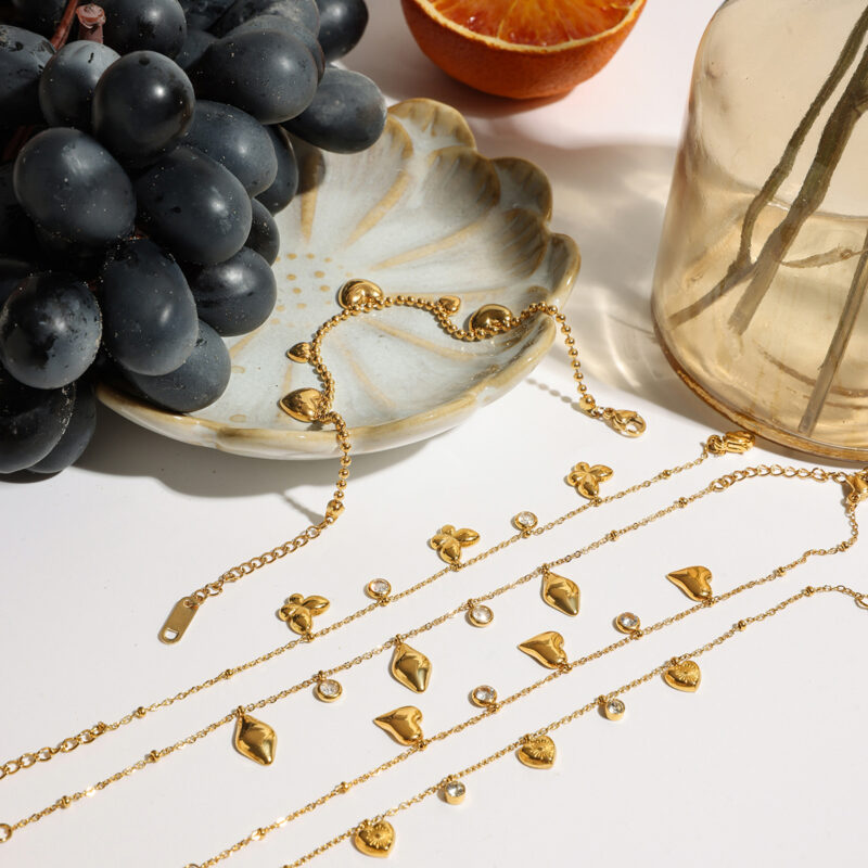 Exquisite Gold Butterfly Heart Charm Bracelet - Image 6