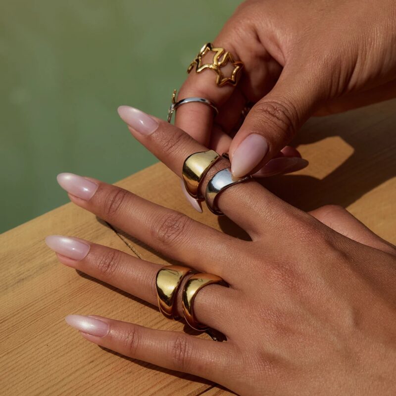 Elegant 18K Gold-Plated Open Ring for Women - Image 3