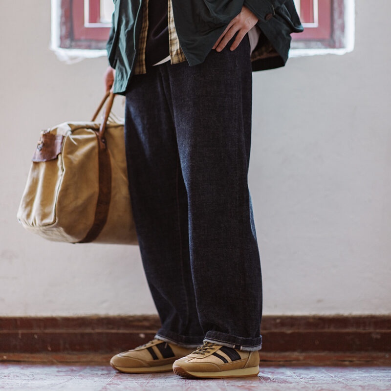 Retro 80's Jogging Shoes for Men - Image 4