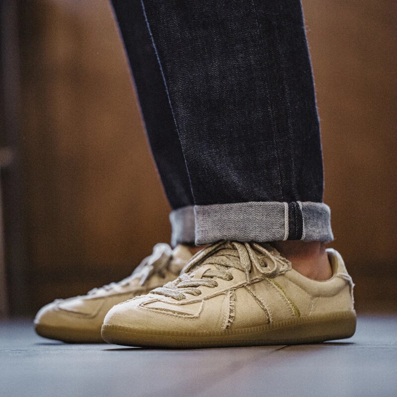 Retro Canvas Casual Sneakers for Men - Image 4