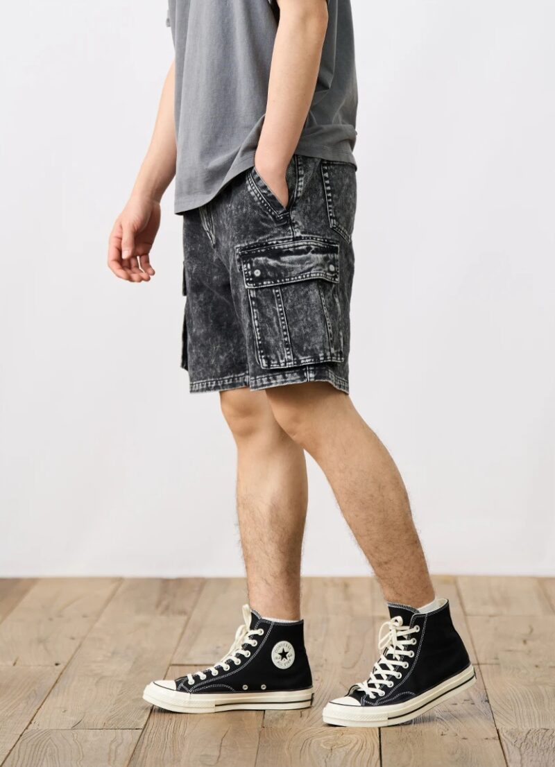Men's Vintage Oversized Cargo Denim Shorts - Image 5