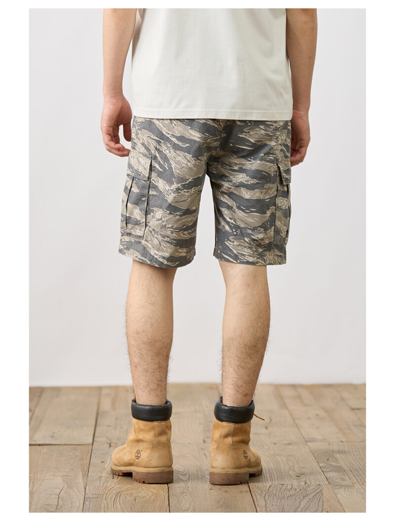 Men's Vintage Camouflage Cargo Shorts – 100% Cotton, Oversized Fit - Image 4