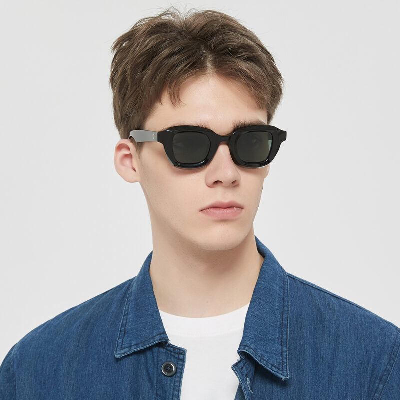 Vintage Polarized Sunglasses for Men & Women - Image 3
