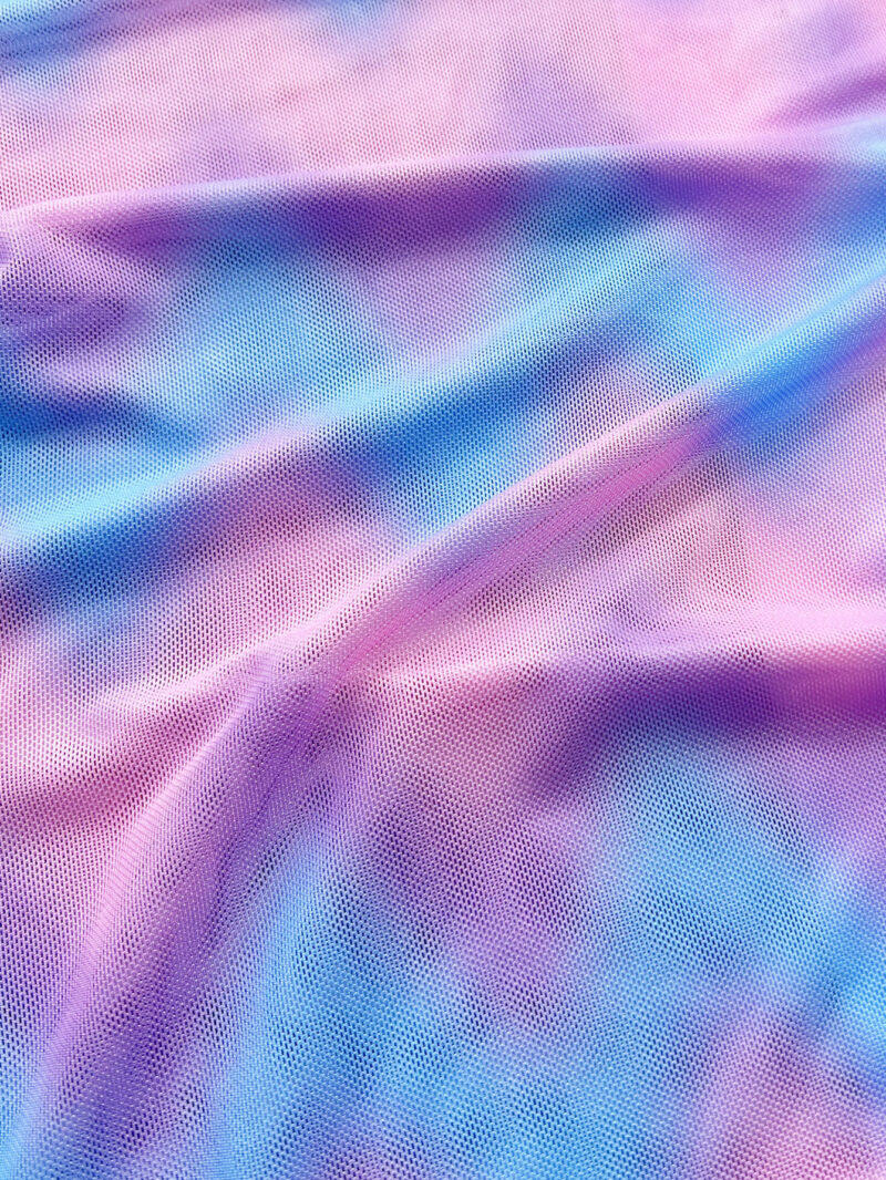 Sexy Tie Dye Bikini Set with Halter Top & Beach Skirt – 3 Piece Swimsuit - Image 5