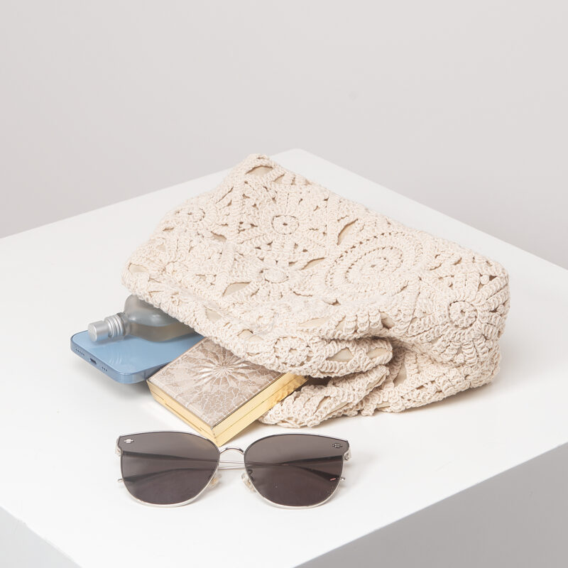 Boho Woven Straw Clutch Bag – Hollow Out Beach Purse with Kiss Lock - Image 6